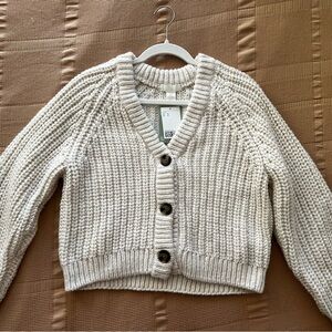 Women’s thick knit cardigan